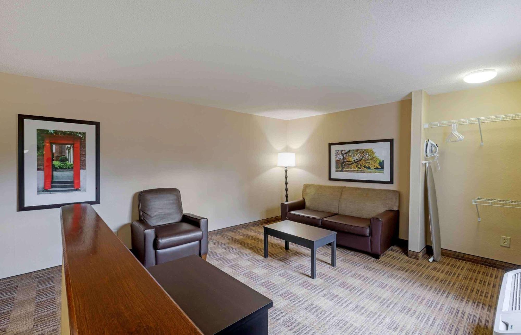 Extended Stay America Select Suites - Atlanta - Clairmont Exterior photo