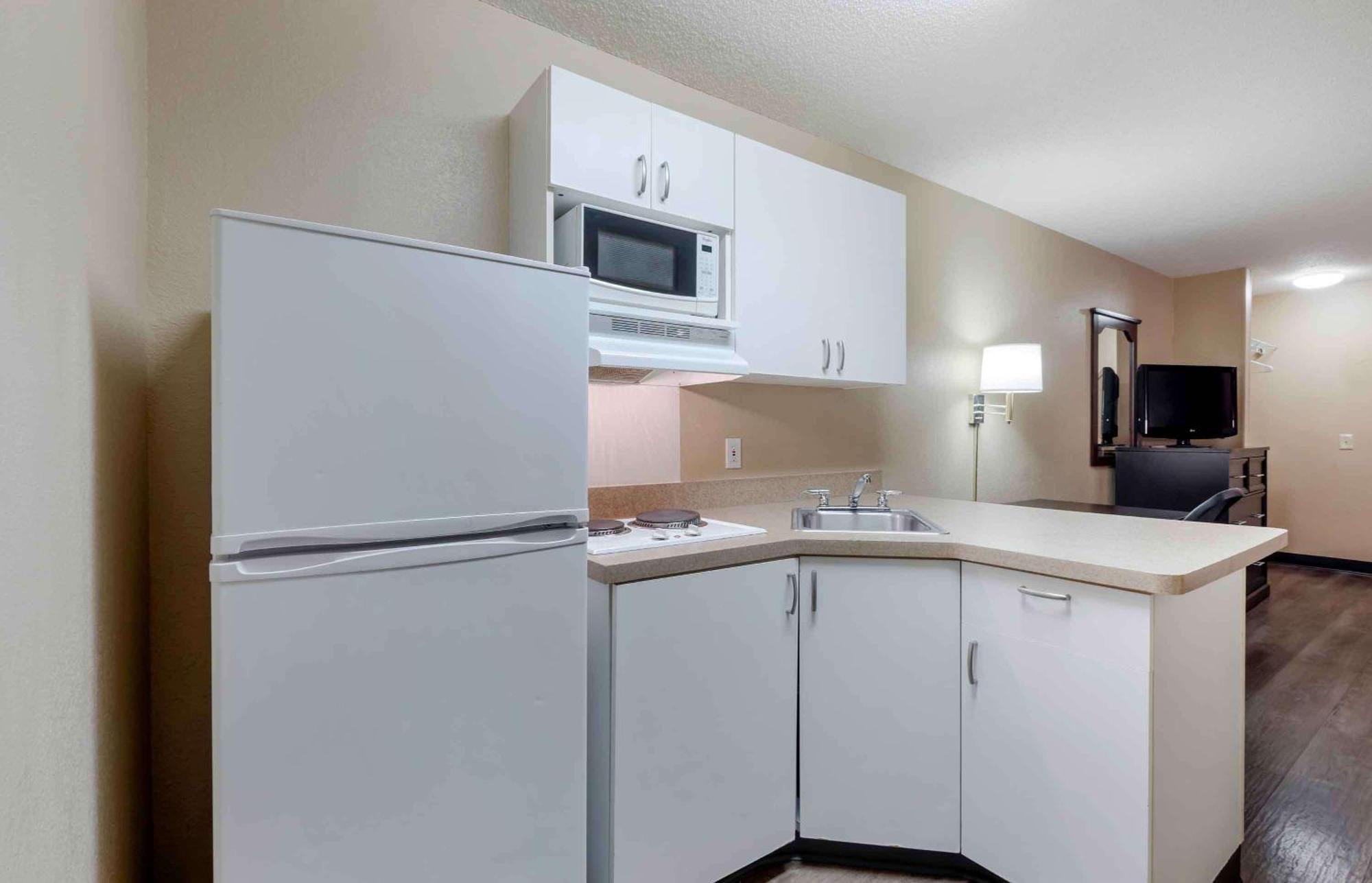 Extended Stay America Select Suites - Atlanta - Clairmont Exterior photo
