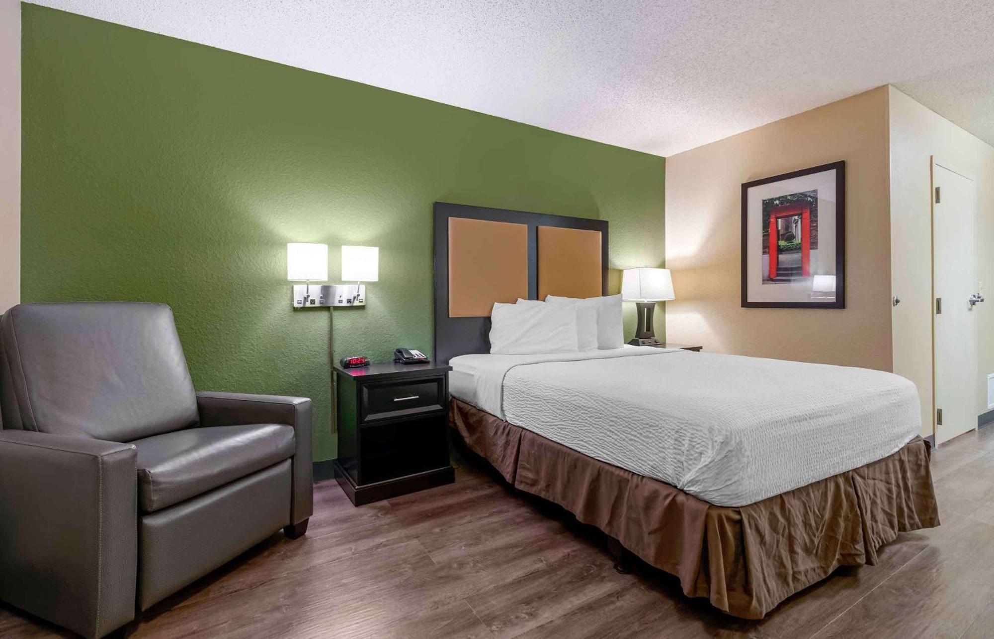Extended Stay America Select Suites - Atlanta - Clairmont Exterior photo