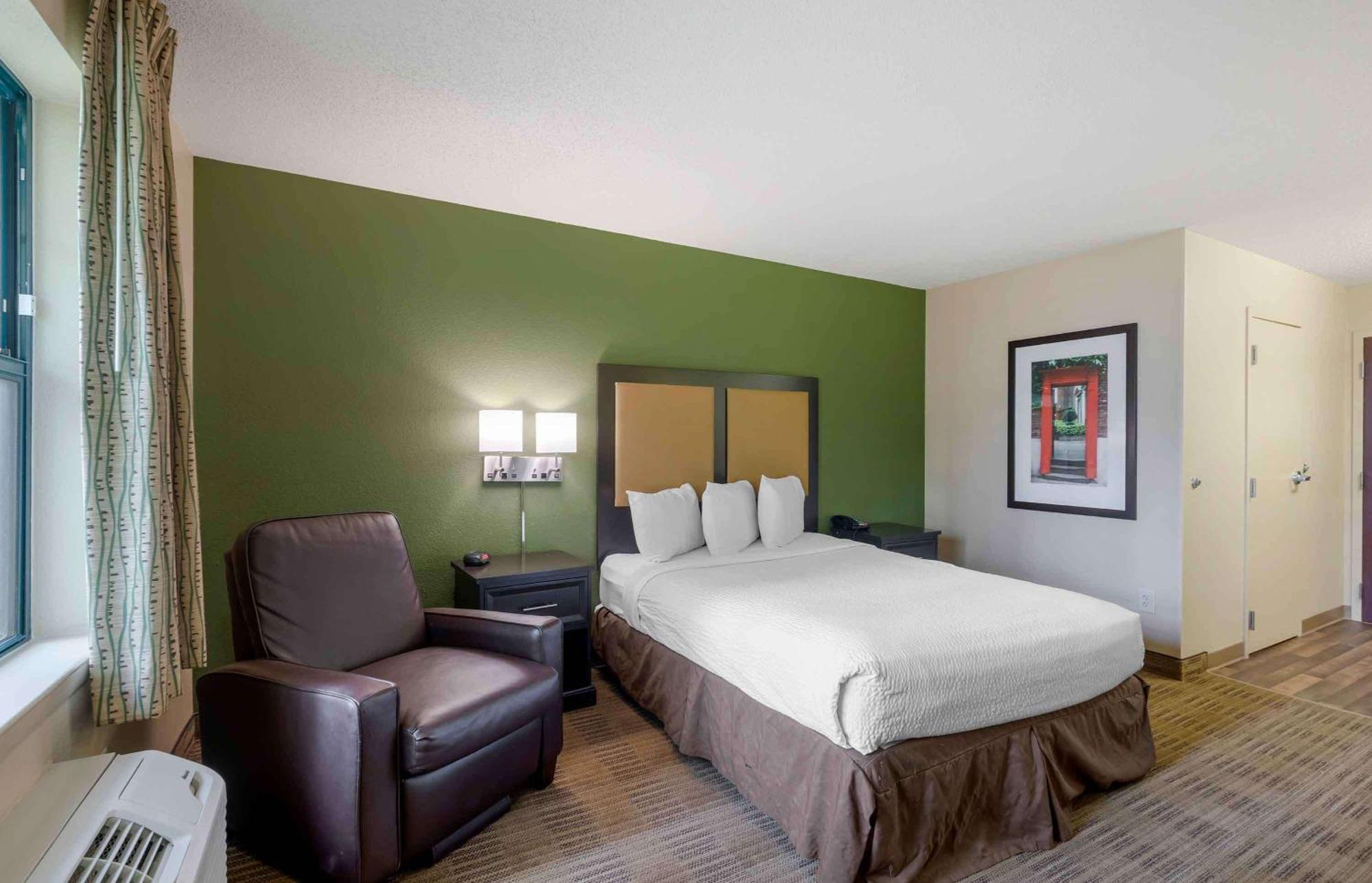 Extended Stay America Select Suites - Atlanta - Clairmont Exterior photo